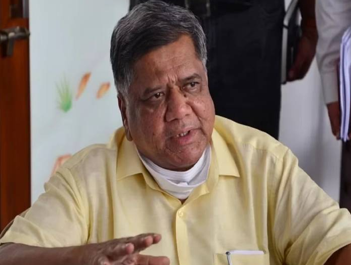 कांग्रेस के लिए बजरंग बली बने गले की फांस, अपने ही उठा रहे हैं सवाल, बीजेपी से कांग्रेस में आए जगदीश शेट्टार ने कही ये बड़ी बात