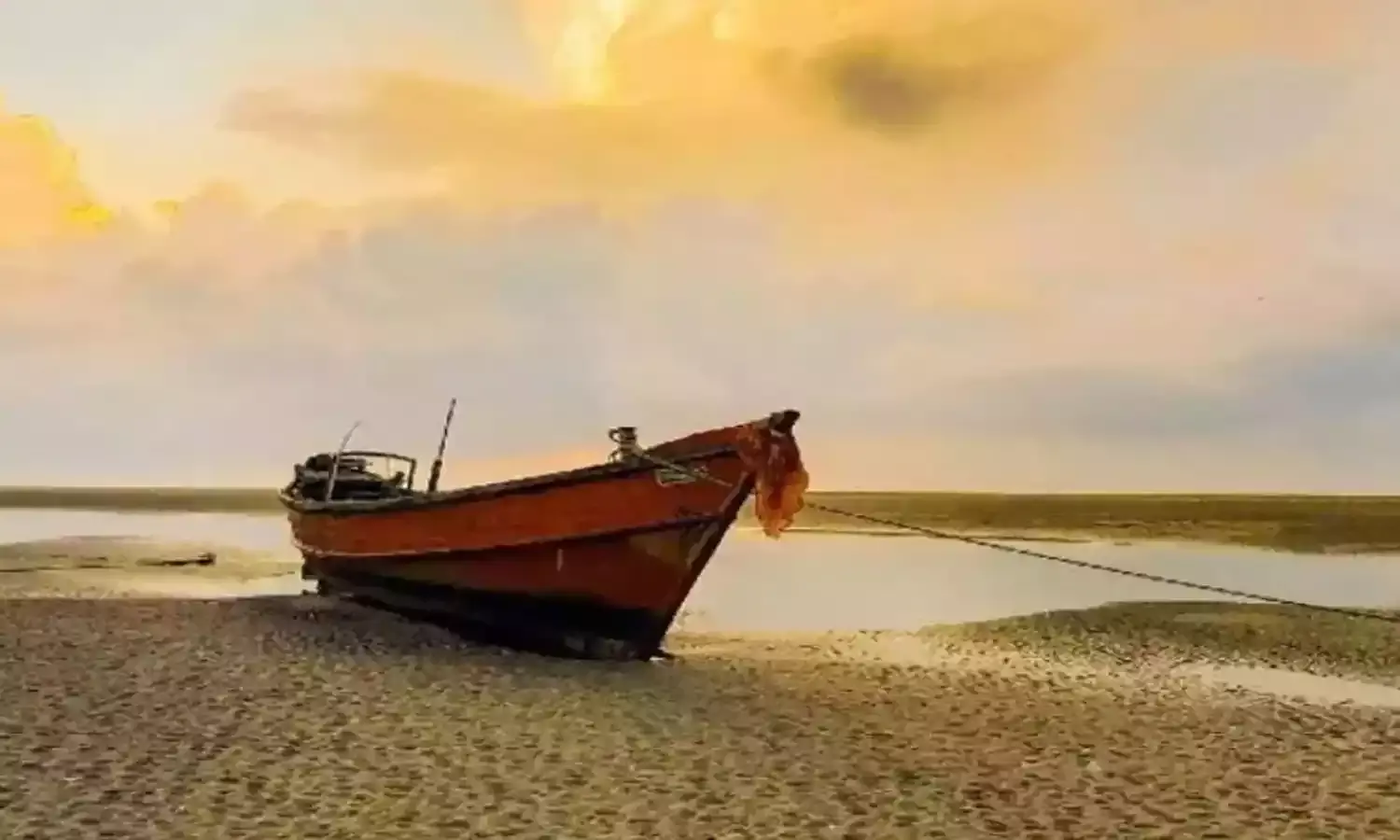 यह कैसा रहस्यमयी समुद्र, जहां देखते ही हो जाता है पानी गायब