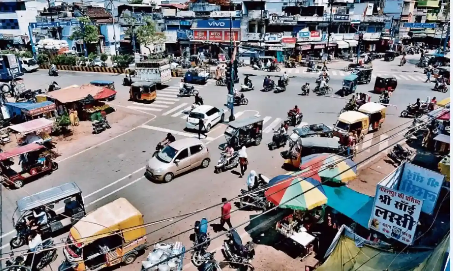 ट्रैफिक सिग्नल भी हुए बेअसर, नगर निगम के अधिकारी नहीं दे रहे ध्यान