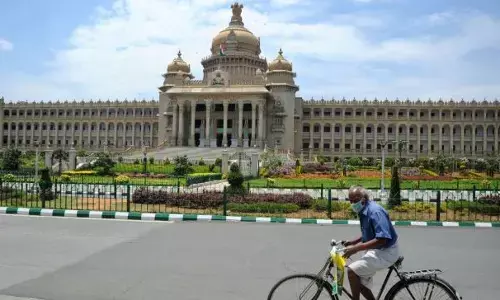 कर्नाटक चुनाव के लिए तैयार है सभी दल, बीजेपी, कांग्रेस , जेडीएस और आप प्रदेश में अलग-अलग भरे हुंकार, जानें किस पार्टी ने कितने उतारे हैं अपने प्रत्याशी कर्नाटक चुनाव के लिए तैयार है सभी दल, बीजेपी, कांग्रेस , जेडीएस और आप प्रदेश में अलग-अलग भरे हुंकार, जानें किस पार्टी ने कितने उतारे हैं अपने प्रत्याशी