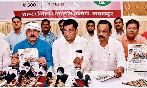 बूथ स्तर पर भराए जाएँ नारी सम्मान योजना के फाॅर्म