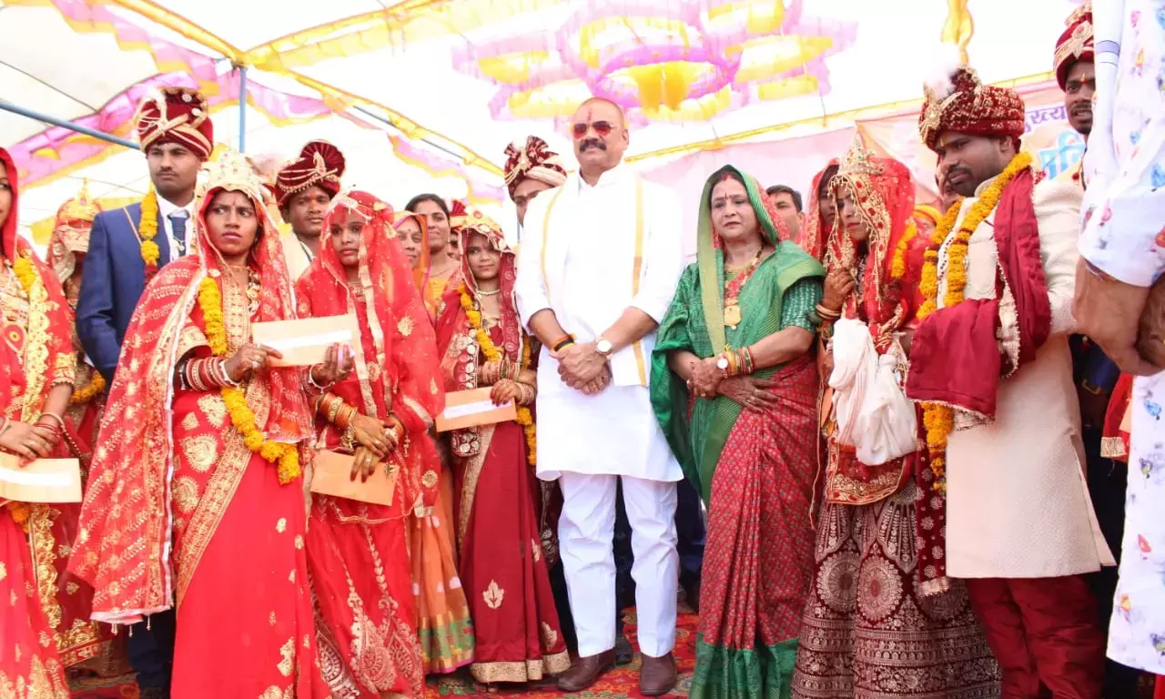 मध्यप्रदेश: राजस्व एवं परिवहन मंत्री ने कराया 500 जोड़ों को नव दांपत्य जीवन में प्रवेश