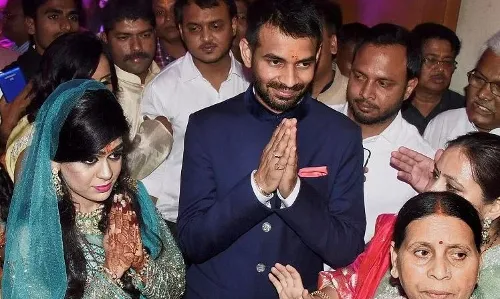 तेज प्रताप यादव से तलाक के बाद ऐश्वर्या राय को एक और बड़ा झटका, याचिका पर सुनवाई के बाद तेजप्रताप को अदालत से मिली ये राहत, जाने कानून कैसे बना मददगार