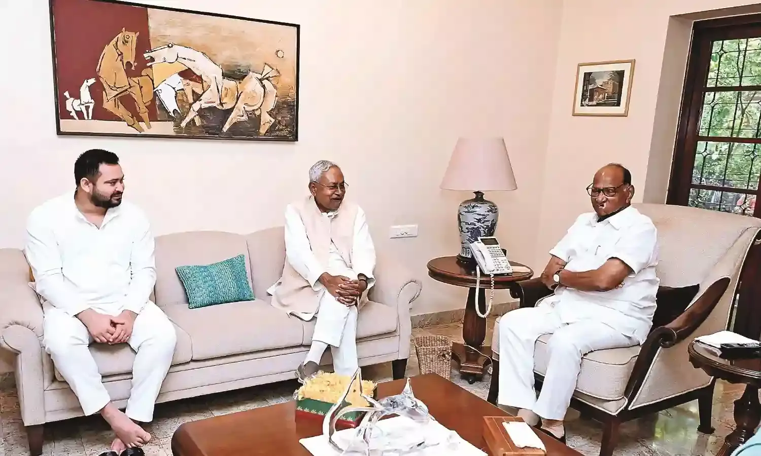नीतीश का निशाना : पूरे विपक्ष का एक साथ आना जरूरी, पवार बोले - देश को चाहिए भाजपा का विकल्प