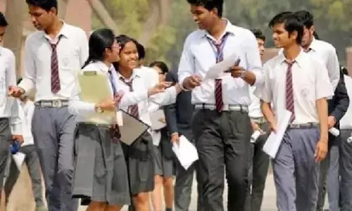 सीबीएसई 10वीं और 12 वीं परीक्षा परिणाम में लड़कों से आगे निकली लड़कियां, देश का यह जिला रहा अव्वल