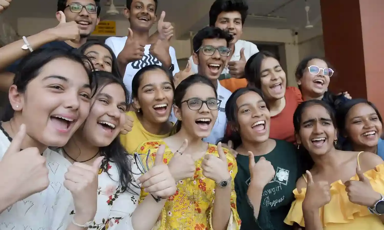 रिजल्ट :  12वीं में ओमप्रकाश, 10वीं में काव्या अव्वल