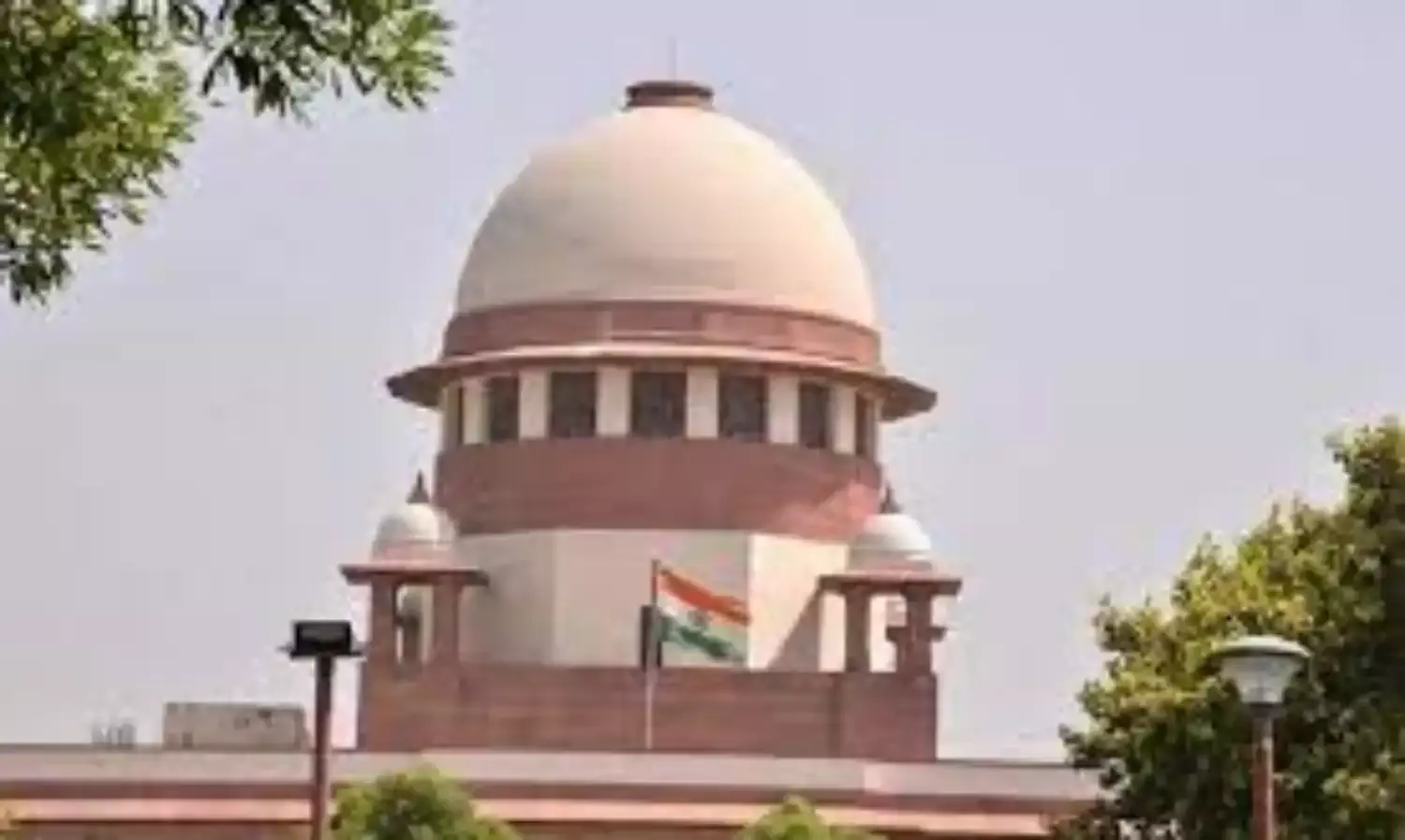 उच्चतम न्यायालय में अडानी मामले में सुनवाई मंगलवार तक टली