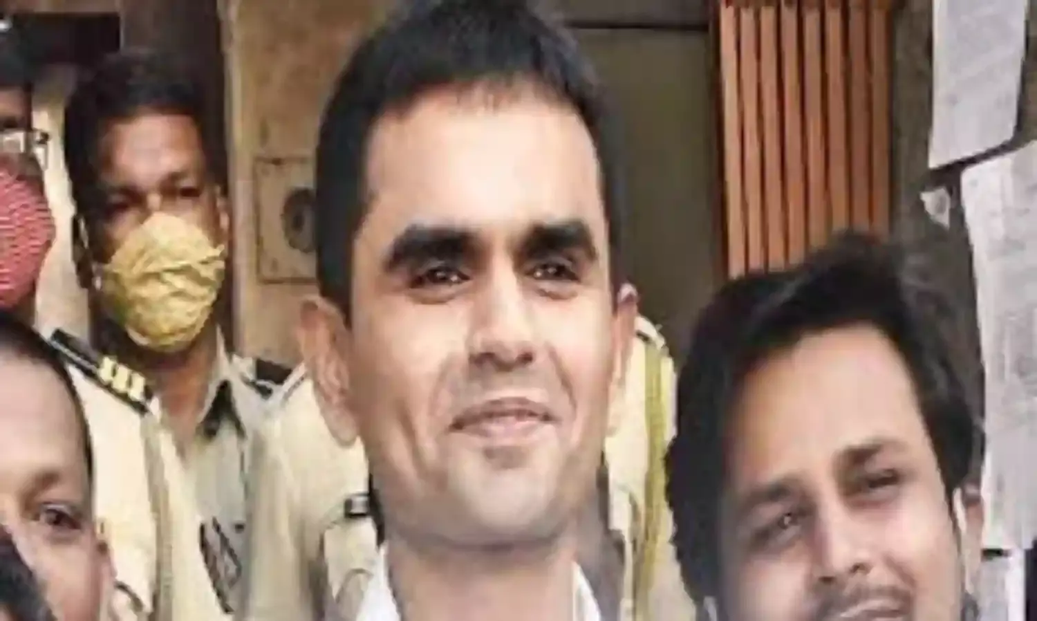 समीर वानखेडे को सीबीआई का समन, 18 मई को एजेंसी के समक्ष पेश होने के निर्देश