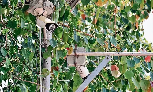 ग्वारीघाट में असुरक्षा बढ़ी, कैमरे लम्बे समय से खराब, जहाँ हजारों लोग पहुँच रहे वहाँ पर भी ध्यान नहीं दे रहे अफसर