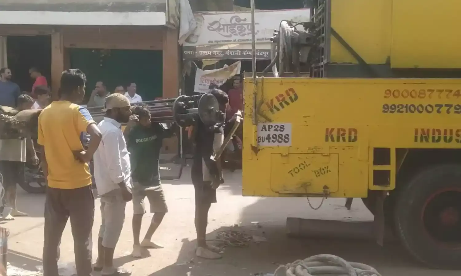 बोरवेल खुदाई करने वाले पर मामला दर्ज