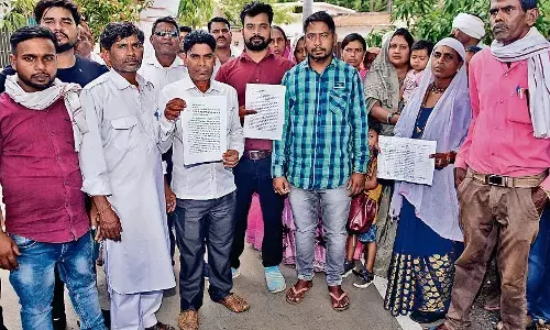 थाने में समझौते के बाद नहीं लौटाई राशि थाने में समझौते के बाद नहीं लौटाई राशि