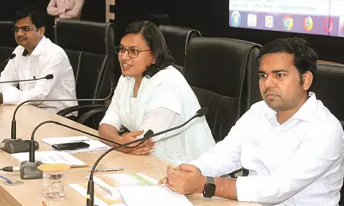 मानसून से पहले तैयारी की समीक्षा बैठक - विभागोें को जिलाधिकारी ने दिए निर्देश मानसून से पहले तैयारी की समीक्षा बैठक - विभागोें को जिलाधिकारी ने दिए निर्देश