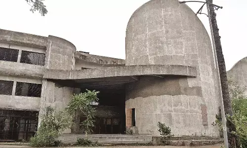 भवन के सौंदर्यीकरण पर खर्च होंगे 14.50 करोड़, मुंबई से मिली हरी झंडी भवन के सौंदर्यीकरण पर खर्च होंगे 14.50 करोड़, मुंबई से मिली हरी झंडी