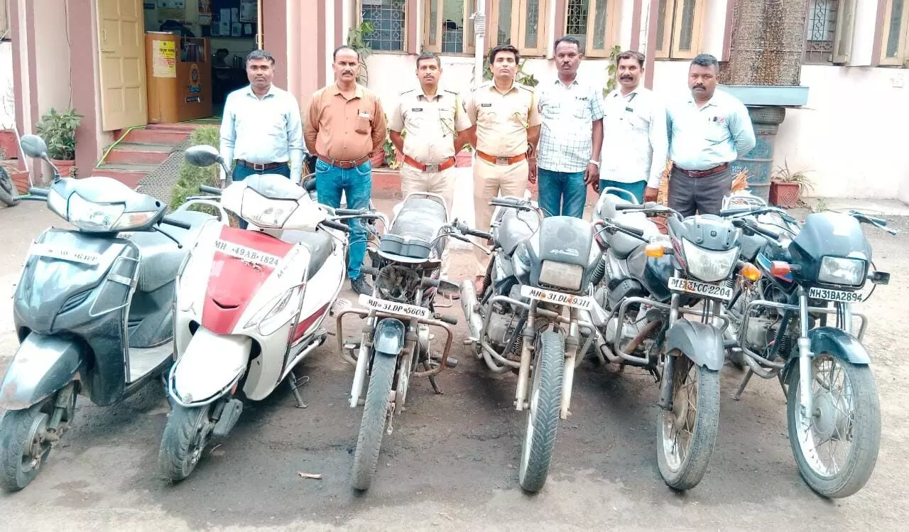 बाइक चोरी करने वाले गिरोह का पर्दाफाश बाइक चोरी करने वाले गिरोह का पर्दाफाश