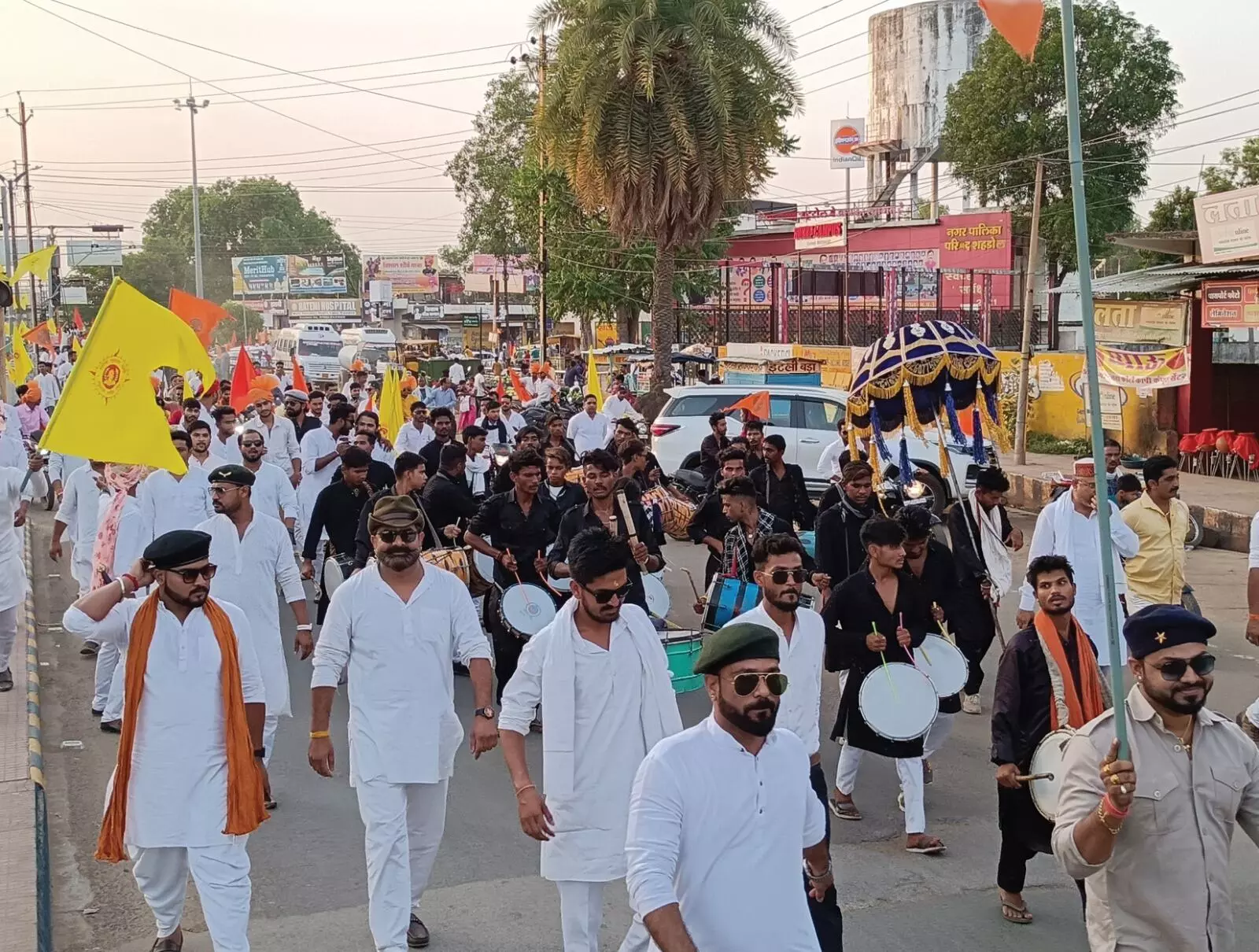 महाराणा प्रताप की जयंती पर क्षत्रिय समाज ने निकाली शोभायात्रा महाराणा प्रताप की जयंती पर क्षत्रिय समाज ने निकाली शोभायात्रा