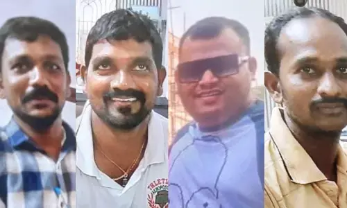 समृद्धि हाईवे पर हादसा, 4 भाइयों की मौत समृद्धि हाईवे पर हादसा, 4 भाइयों की मौत