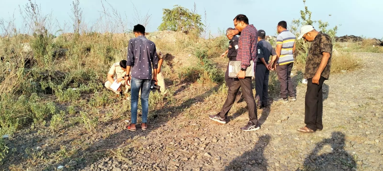 छेड़छाड़ का विरोध करने पर दाग दी गोली और भाग गए आरोपी छेड़छाड़ का विरोध करने पर दाग दी गोली और भाग गए आरोपी