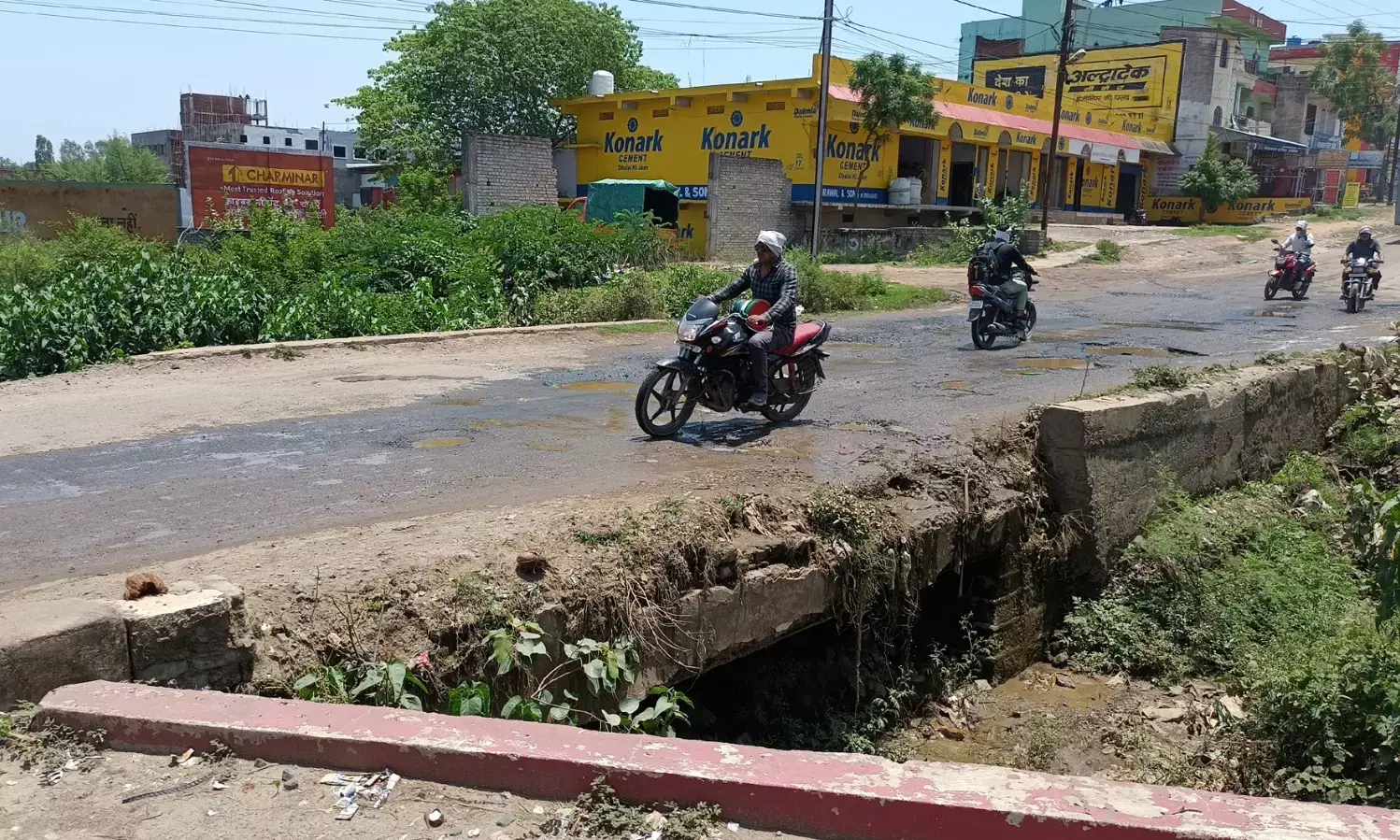 शहर से गुजरी नेशनल हाइवे-43 की हालत खस्ता, बढ़ी परेशानी