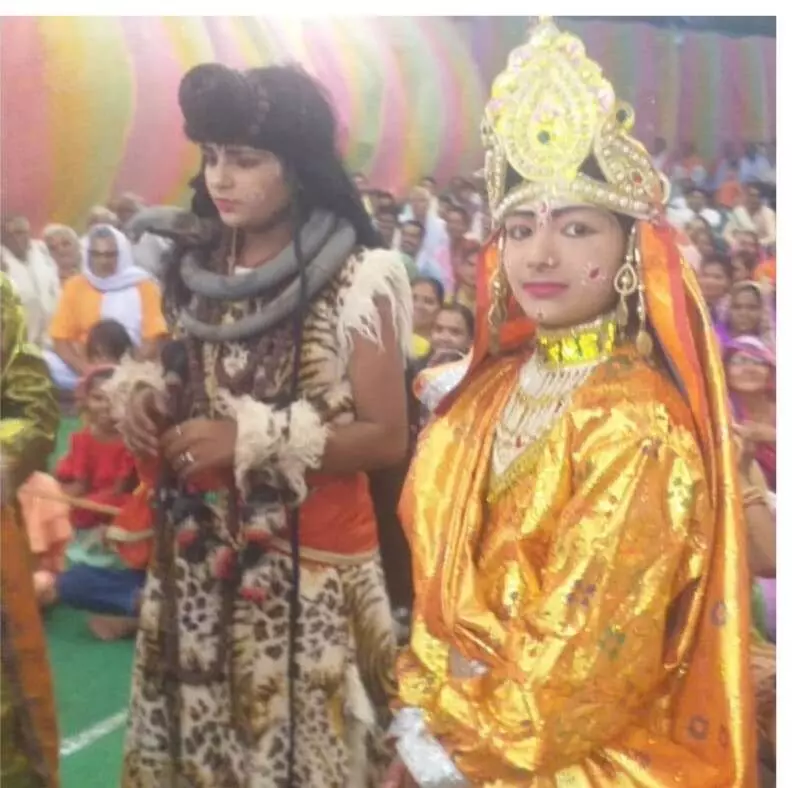 बिसानी में चल रही श्रीमद् भागवत कथा, भगवान शिव का गोपी वेश रहा आकर्षण का केन्द्र बिसानी में चल रही श्रीमद् भागवत कथा, भगवान शिव का गोपी वेश रहा आकर्षण का केन्द्र