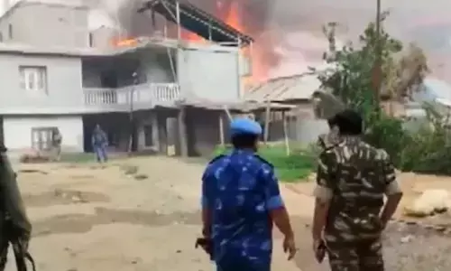 मणिपुर में फिर भड़की हिंसा की आग
