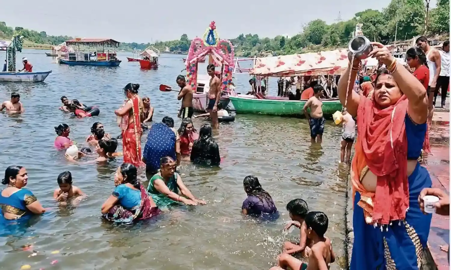 गंगा दशहरा: शहर भर में हुए धार्मिक अनुष्ठान