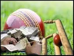 क्रिकेट पर सट्टा लगाने वाले दो बुकियों को फ्लाइट्स से उतरते ही दबोचा क्रिकेट पर सट्टा लगाने वाले दो बुकियों को फ्लाइट्स से उतरते ही दबोचा