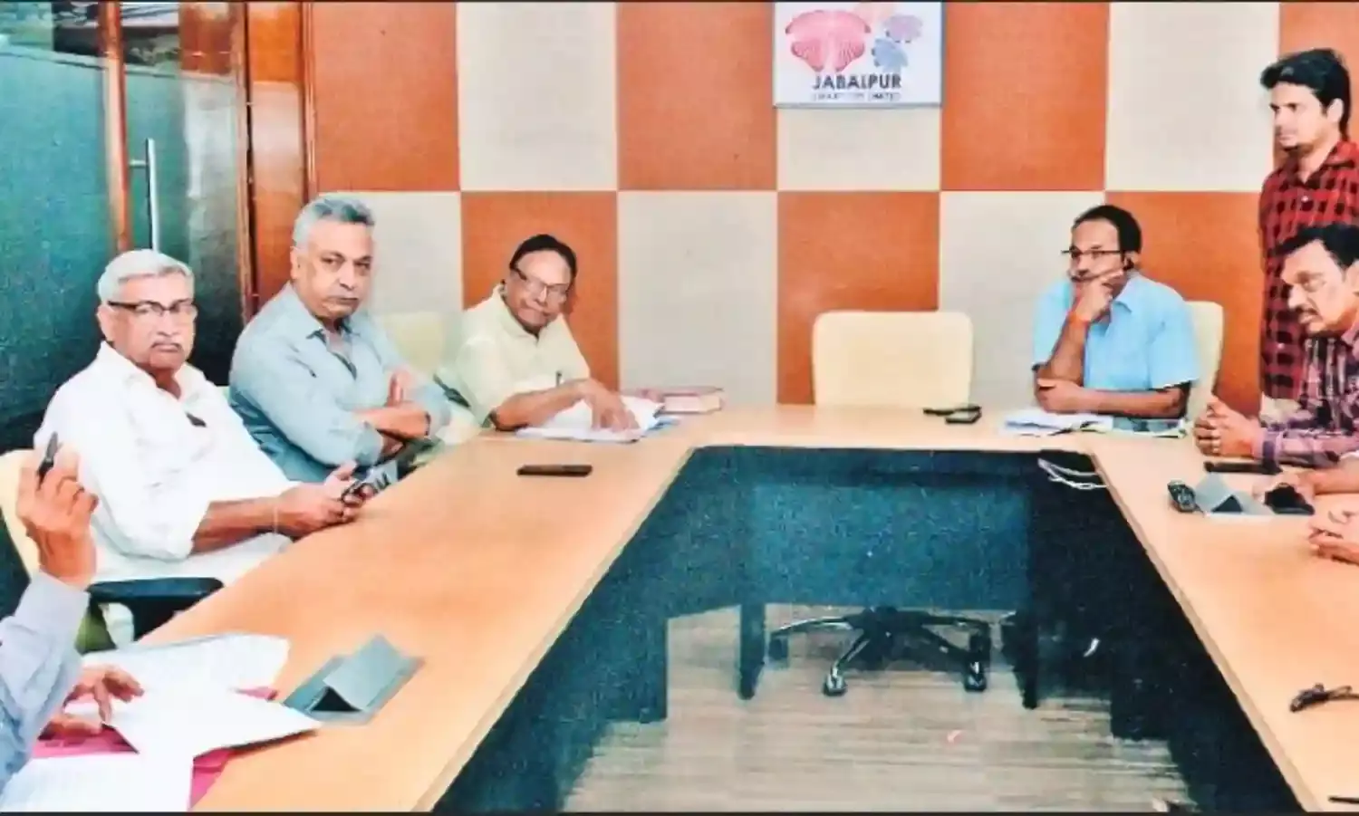 महाकोशल चेम्बर की अधिकारियों के साथ हुई बैठक में उठी बात