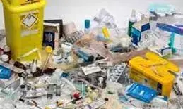 मेडिकल वेस्ट सड़क पर फेंका, विवेका अस्पताल पर 10 हजार जुर्माना मेडिकल वेस्ट सड़क पर फेंका, विवेका अस्पताल पर 10 हजार जुर्माना