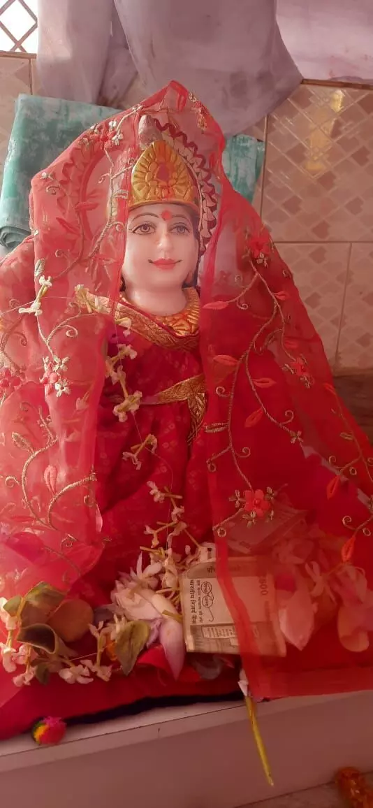 माहेश्वरी मढियन मन्दिर में महालक्ष्मी मूर्ति की हुई स्थापना माहेश्वरी मढियन मन्दिर में महालक्ष्मी मूर्ति की हुई स्थापना