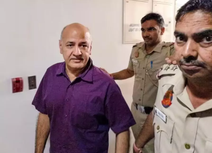 दिल्ली हाई कोर्ट ने सिसोदिया को अपनी पत्नी और परिवार से मिलने की दी इजाजत दिल्ली हाई कोर्ट ने सिसोदिया को अपनी पत्नी और परिवार से मिलने की दी इजाजत