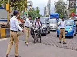 नियमों का पालन करने पर मिलेगा ट्रैफिक रिवॉर्ड