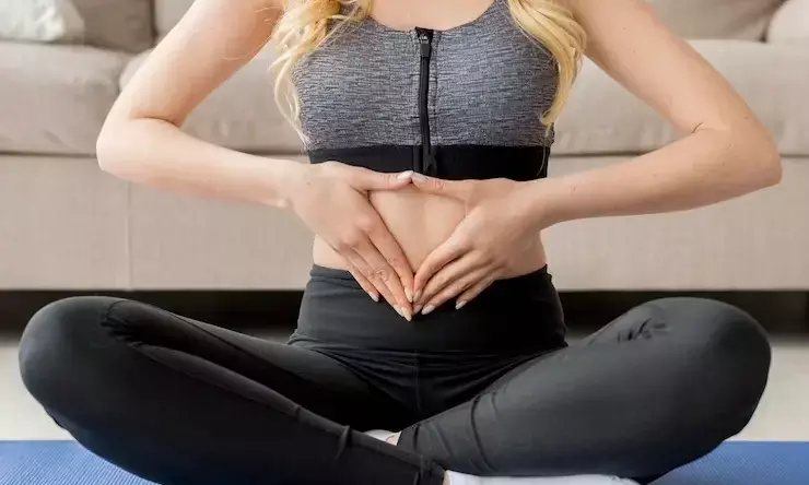 अनियमित पीरियड्स की समस्या से हैं परेशान तो, रोजाना इन योगा का करें अभ्यास