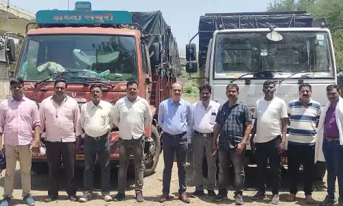 मवेशियों की तस्करी करने वाले 4 गिरफ्तार मवेशियों की तस्करी करने वाले 4 गिरफ्तार