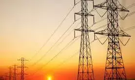 गर्मी में बिजली लोड बढ़ते ही सप्लाई हो रही बाधित, लोगों की बढ़ी परेशानी गर्मी में बिजली लोड बढ़ते ही सप्लाई हो रही बाधित, लोगों की बढ़ी परेशानी