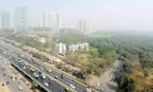 मुंबई में नहीं रुकेगा ठेकेदार का काम - बिहार में निर्माणाधीन गंगा नदी पुल था ढहा