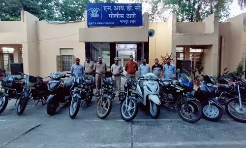 दोपहिया वाहन चोरी करने वाला गिरोह पकड़ाया दोपहिया वाहन चोरी करने वाला गिरोह पकड़ाया