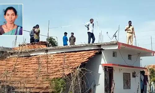 चरित्र पर संदेह कर पत्नी की निर्मम हत्या चरित्र पर संदेह कर पत्नी की निर्मम हत्या