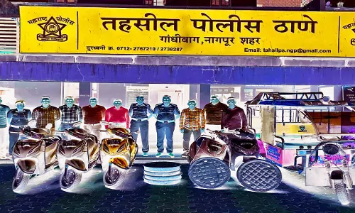 गटर के ढक्कन चुरानेे वाले गिरोह का पर्दाफाश