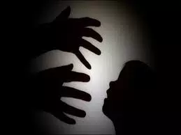 मनोरोगी युवती के साथ दुराचार करने वाले दो गिरफ्तार मनोरोगी युवती के साथ दुराचार करने वाले दो गिरफ्तार