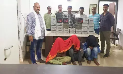मुख्य डाकघर में बैटरी चोरी का सुरक्षा रक्षक ही निकला सूत्रधार मुख्य डाकघर में बैटरी चोरी का सुरक्षा रक्षक ही निकला सूत्रधार