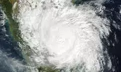 गुजरात में सबसे ज्यादा तबाही मचाएगा बिपरजॉय तूफान! सरकार ने किया अलर्ट जारी