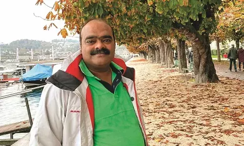 8वीं मंजिल से गिरा बिल्डर, मौत ने छोड़े अनेक सवाल 8वीं मंजिल से गिरा बिल्डर, मौत ने छोड़े अनेक सवाल