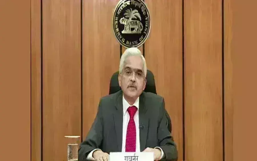 आरबीआई गवर्नर के नाम पर साइबर क्रिमिनल लोगों ठग रहे,अगर आपके पास भी आया है वायरल वीडियो तो रहें सावधान आरबीआई गवर्नर के नाम पर साइबर क्रिमिनल लोगों ठग रहे,अगर आपके पास भी आया है वायरल वीडियो तो रहें सावधान