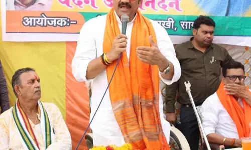 मध्य प्रदेश: ग्राम कनेरागौड़ के शक्ति केन्द्र की बैठक में शामिल हुये राजस्व एवं परिवहन मंत्री गोविंद सिंह राजपूत मध्य प्रदेश: ग्राम कनेरागौड़ के शक्ति केन्द्र की बैठक में शामिल हुये राजस्व एवं परिवहन मंत्री गोविंद सिंह राजपूत