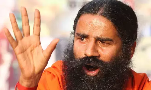 पतंजलि ने लॉन्च किए 14 नए प्रीमियम उत्पाद, यूनिलीवर को भी जल्द छोड़ेंगे पीछे