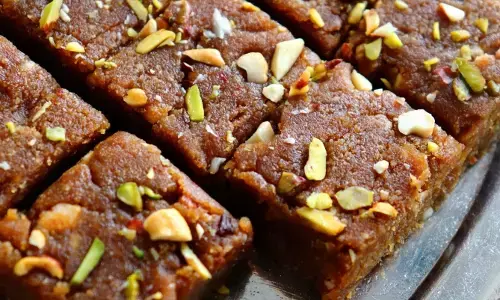 फादर्स डे पर अपने पापा को बना कर खिलाएं, पके हुए केले से बनी ये शानदार डिश फादर्स डे पर अपने पापा को बना कर खिलाएं, पके हुए केले से बनी ये शानदार डिश