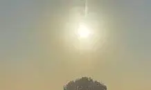 झुलसा रहीं गर्म लहरें, तापमान बढ़ा, लू का खतरा झुलसा रहीं गर्म लहरें, तापमान बढ़ा, लू का खतरा