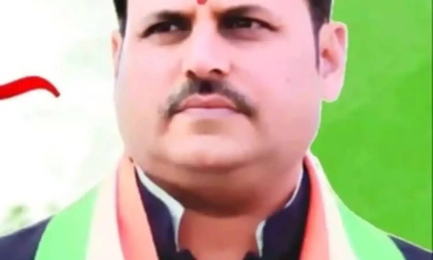 मशीनों का उपयोग बंद करके मजदूरों को दिया जाये कार्य