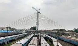 अब स्टेशन पर टैक्सी व ऑटो के लिए स्वतंत्र ड्रॉप-एंड-गो सुविधा अब स्टेशन पर टैक्सी व ऑटो के लिए स्वतंत्र ड्रॉप-एंड-गो सुविधा