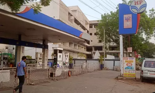 बिपरजॉय का असर, पेट्राेल पंप ड्राय बिपरजॉय का असर, पेट्राेल पंप ड्राय